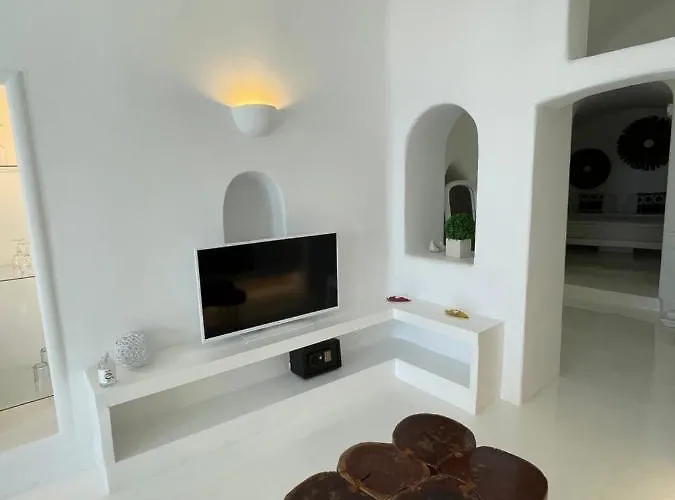 伊亚精选酒店 *